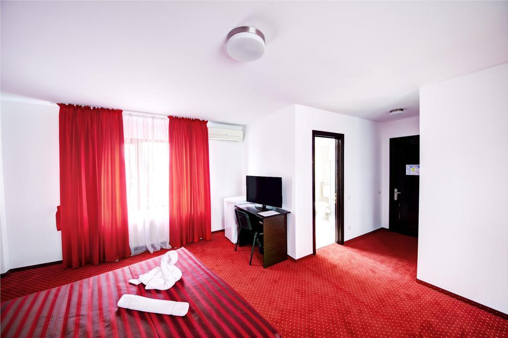 Hotel Thomas 布加勒斯特 客房 照片
