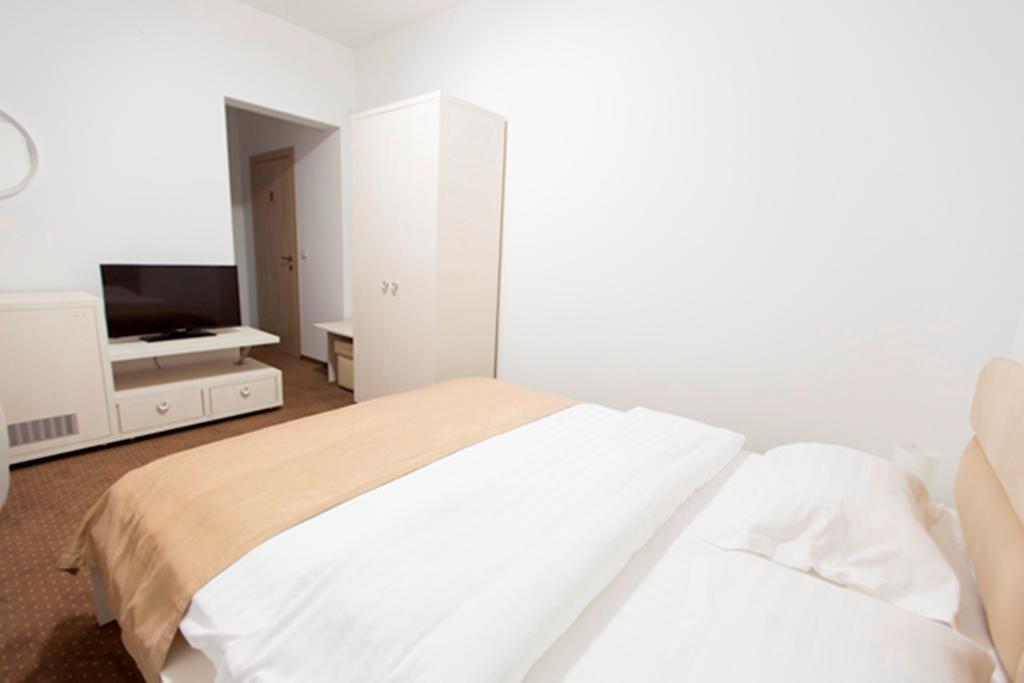 Hotel Thomas 布加勒斯特 客房 照片