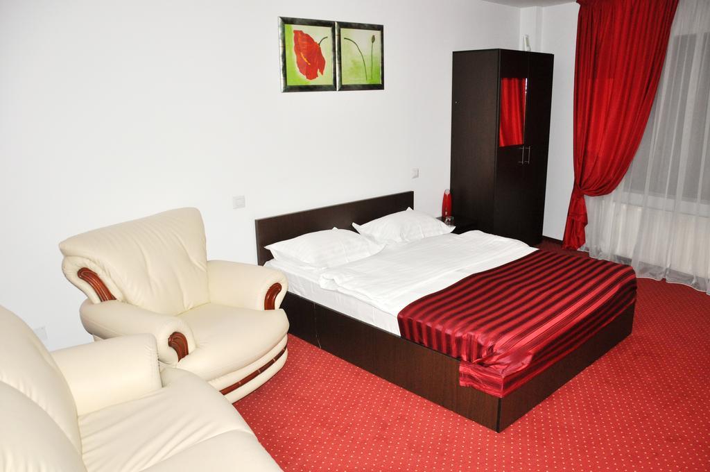 Hotel Thomas 布加勒斯特 外观 照片