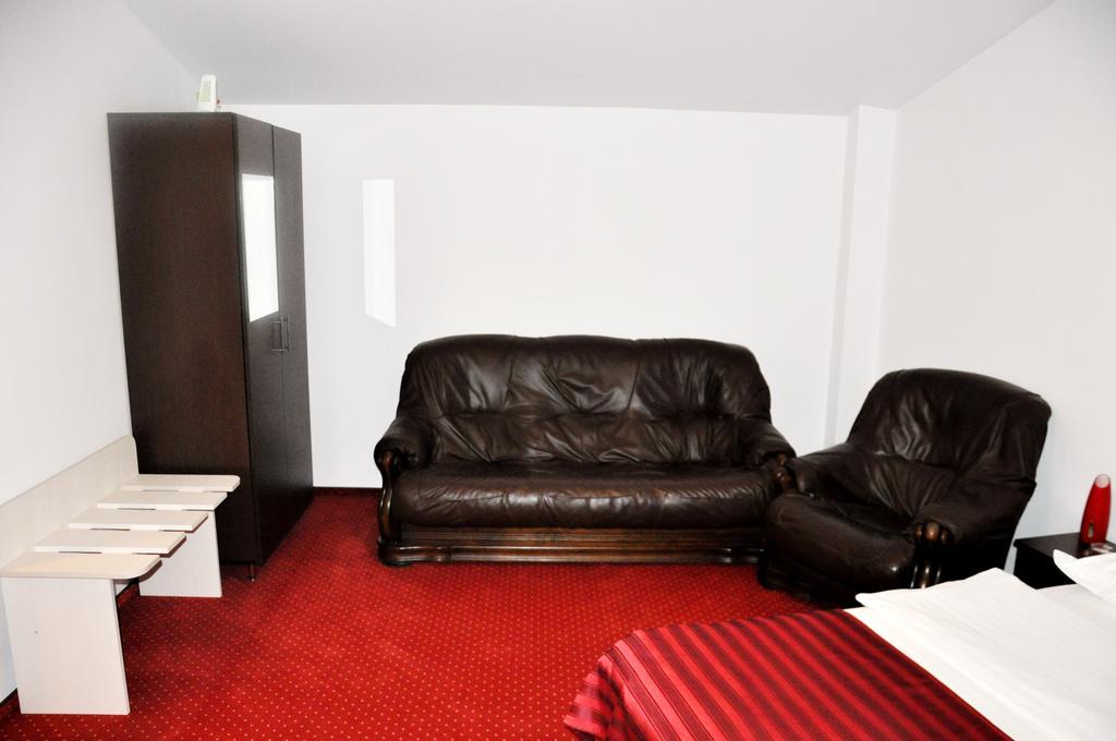 Hotel Thomas 布加勒斯特 外观 照片