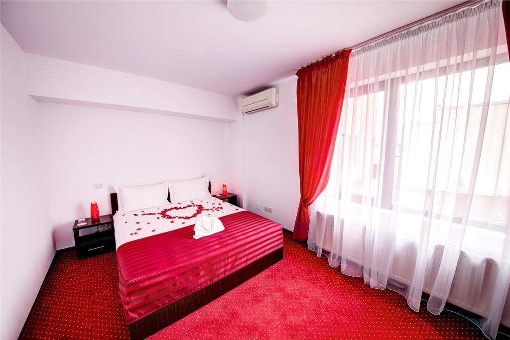 Hotel Thomas 布加勒斯特 外观 照片