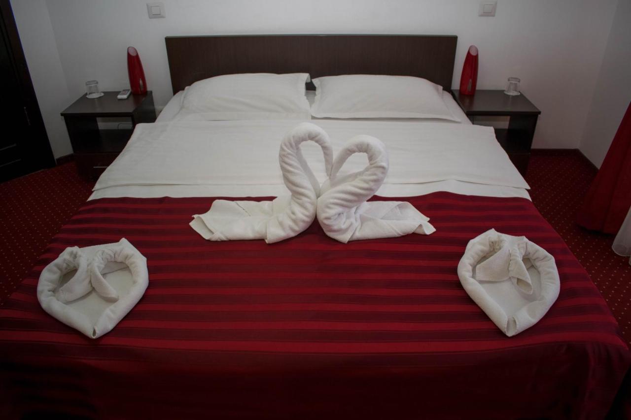 Hotel Thomas 布加勒斯特 外观 照片